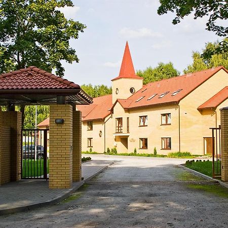 Hotel Uroczysko Porszewice - Osrodek Konferencyjno-Rekolekcyjny Pabianice Exterior foto